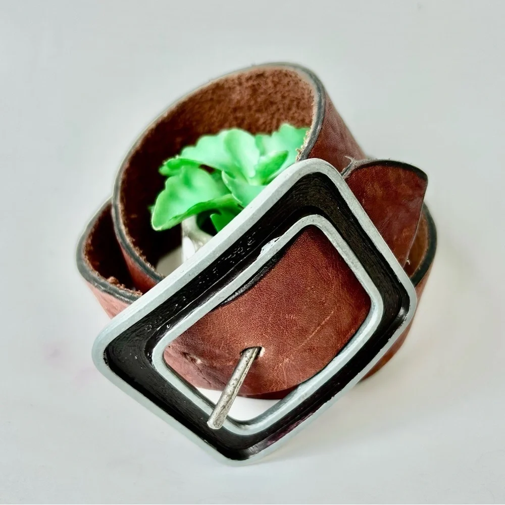 Shad Leather this vintage